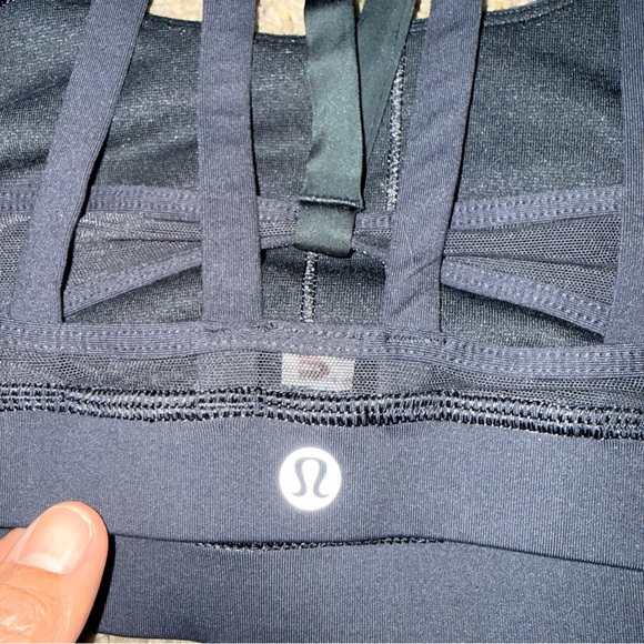 Lululemon Energy Bra Exhale Black - Strappy Mesh Size 8 - Picture 2 of 5